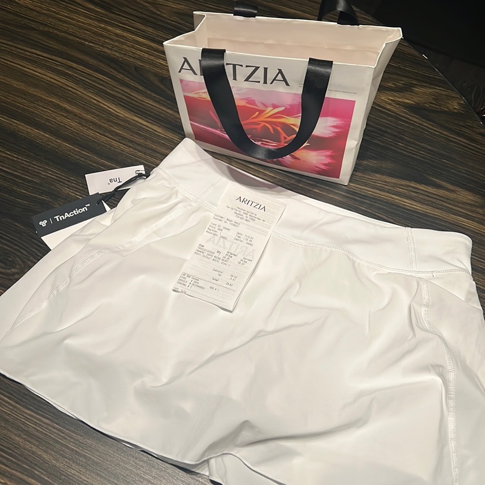 White Aritzia tennis skirt